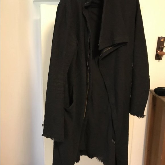Oversized Draping Knitted Cloak Coat with Frayed - Picture 4 of 15